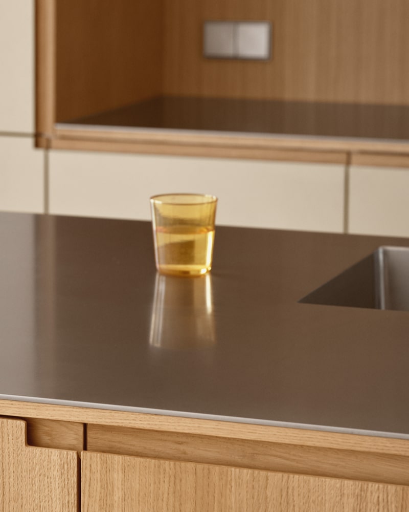 Bordplade-i -stål-